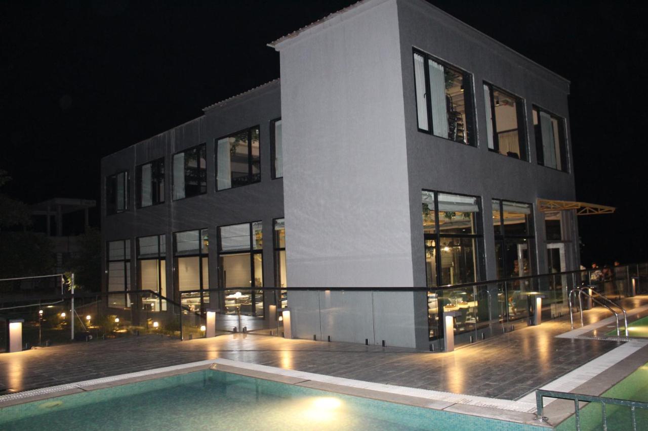 Paraiso Resort&Club Igatpuri Exterior foto